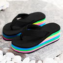 [PAGUE 1, LEVE 2] Chinelo Plataforma Antiderrapante Feminina - Raibow